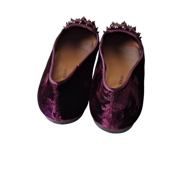 NWB Isaac Mizrahi Live! Velvet Loafers Ornament Detail Vivid Plum Women Size 5 M - Picture 2 of 14